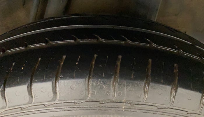 2019 Honda Jazz 1.2L I-VTEC V, Petrol, Manual, 29,349 km, Left Rear Tyre Tread