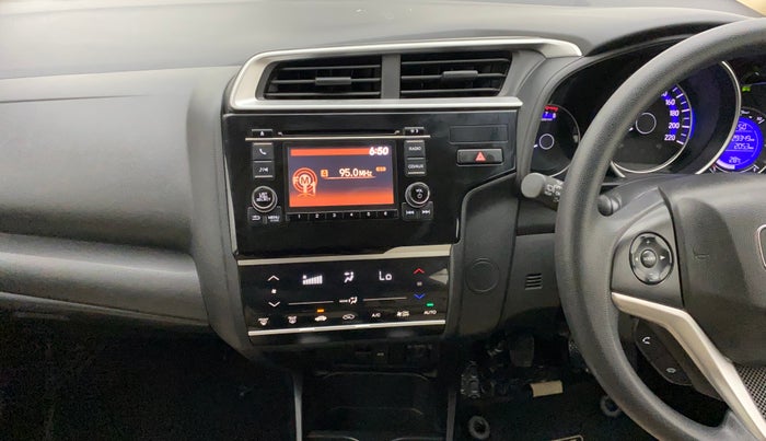 2019 Honda Jazz 1.2L I-VTEC V, Petrol, Manual, 29,349 km, Air Conditioner