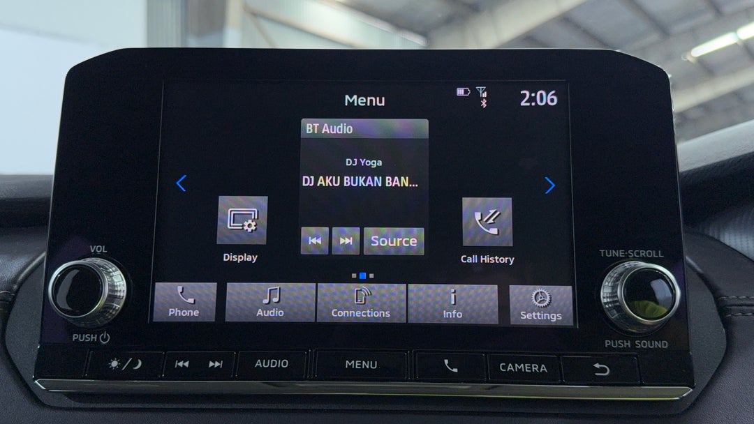 2024 Mitsubishi Outlander Es 7 Seat (2WD), Automatic, 51622 km, Infotainment System