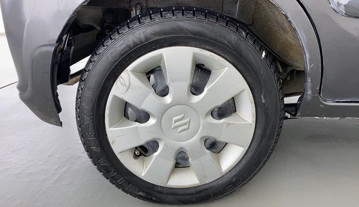 2017 Maruti Alto K10 VXI P, CNG, Manual, 44,573 km, Right Rear Wheel