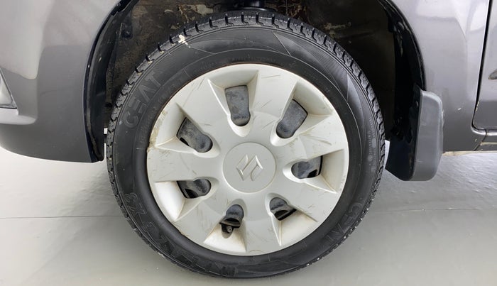 2017 Maruti Alto K10 VXI P, CNG, Manual, 44,573 km, Left Front Wheel