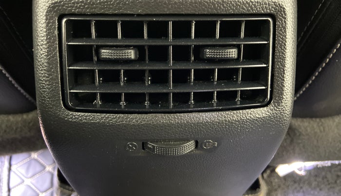 2016 Hyundai Elite i20 ASTA 1.4 CRDI, Diesel, Manual, 1,02,038 km, Rear AC Vents
