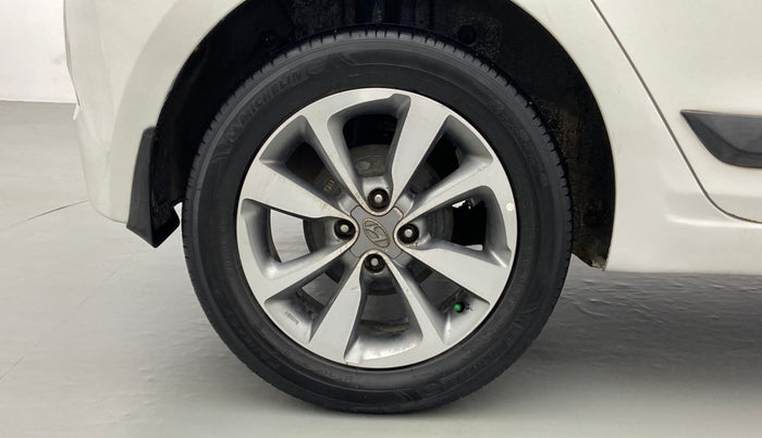 2016 Hyundai Elite i20 ASTA 1.4 CRDI, Diesel, Manual, 1,02,038 km, Right Rear Wheel