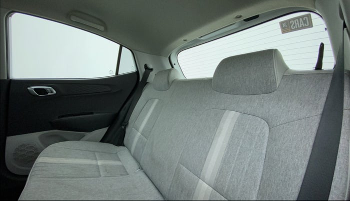 2021 Hyundai GRAND I10 NIOS SPORTZ 1.2 KAPPA VTVT, Petrol, Manual, 15,207 km, Right Side Rear Door Cabin