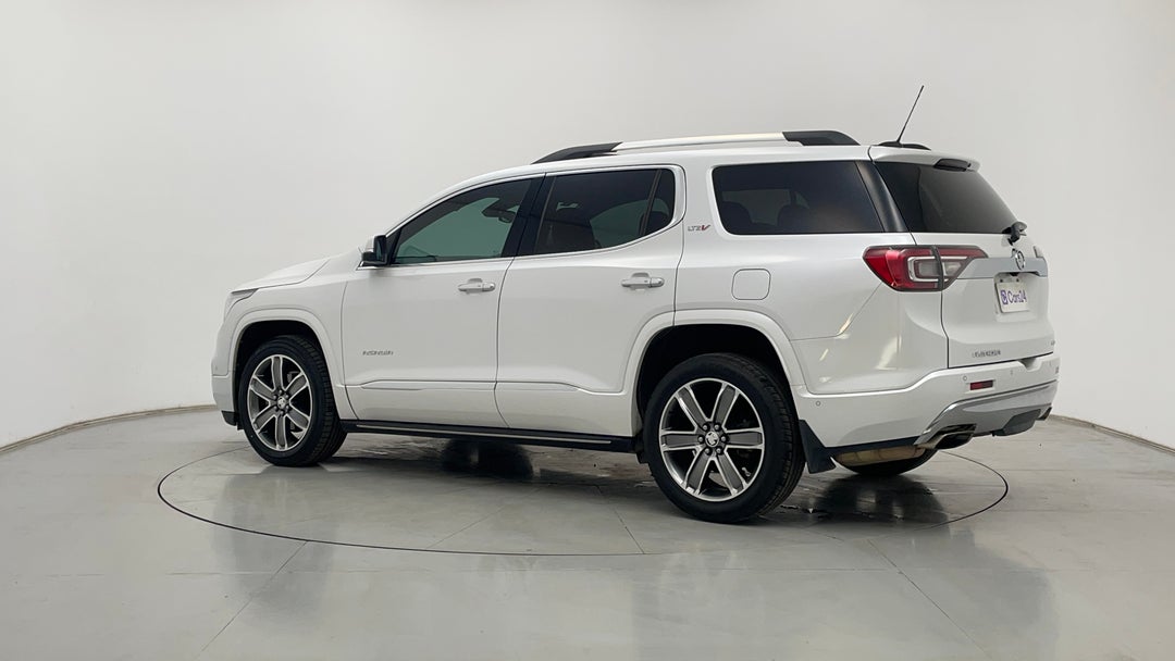 Left Back Diagonal (45- Degree) View