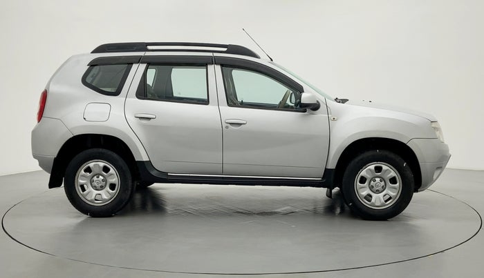 2014 Renault Duster 85 PS RXE, Diesel, Manual, 1,60,140 km, Right Side View