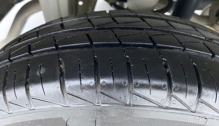 2019 Maruti Alto LXI, Petrol, Manual, 4,265 km, Right Rear Tyre Tread