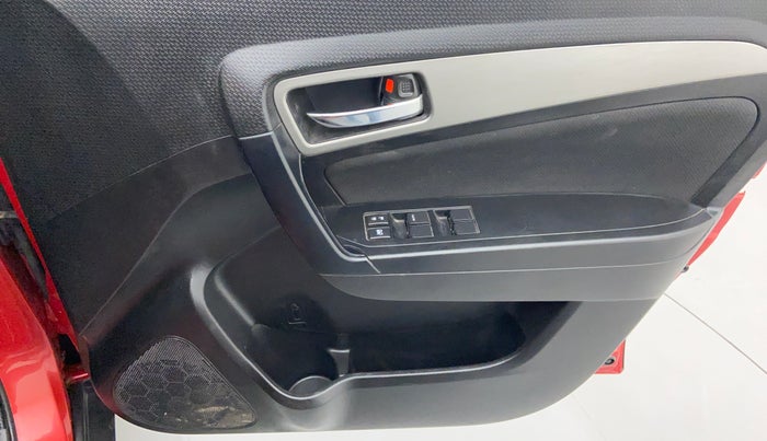 2018 Maruti Vitara Brezza ZDI, Diesel, Manual, 40,841 km, Driver Side Door Panels Control