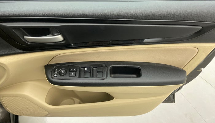 2020 Honda Amaze 1.2 V CVT I VTEC, Petrol, Automatic, 23,928 km, Driver Side Door Panels Control