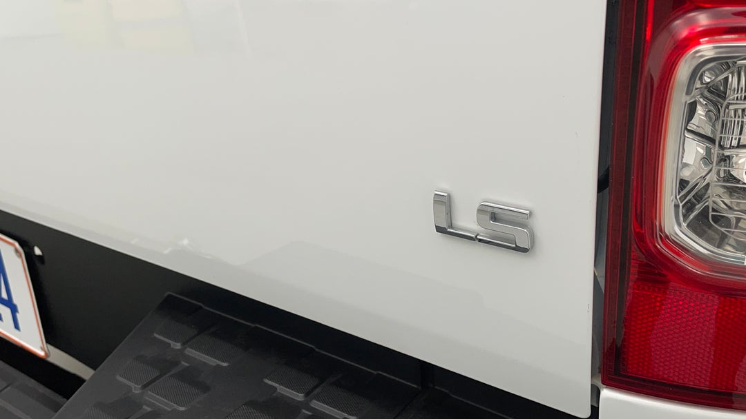 Badge (Boot Right Side)