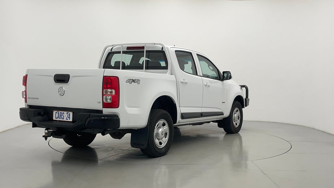 Right Back Diagonal (45- Degree) View