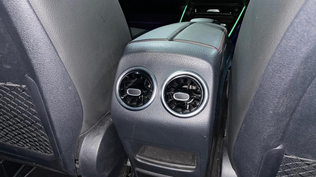 2021 Mercedes-benz Glb 250 4matic, Automatic, 56562 km, Rear A/C Vent