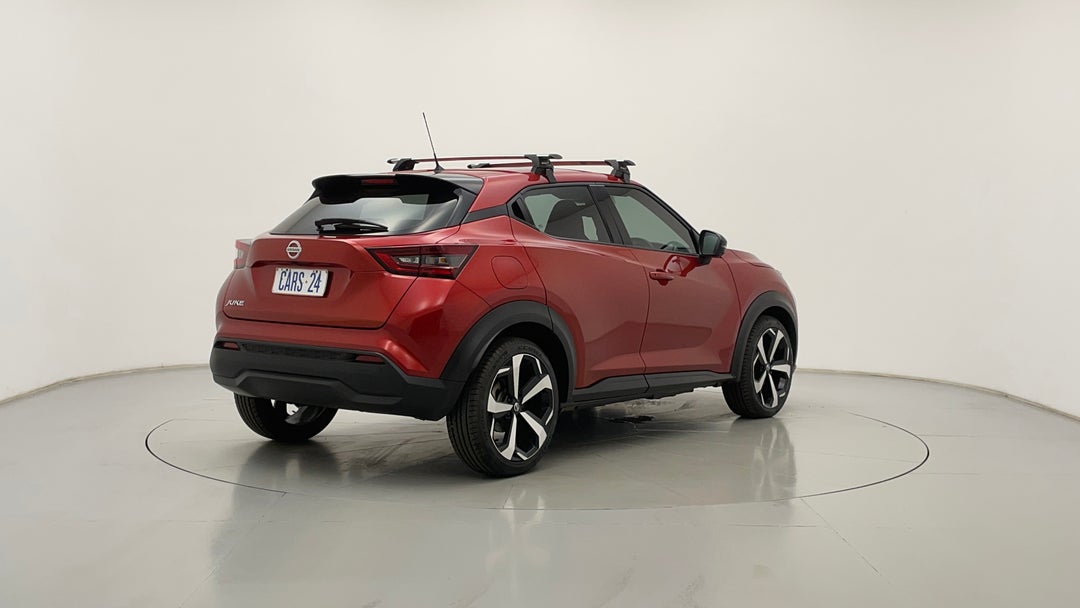 Right Back Diagonal (45- Degree) View