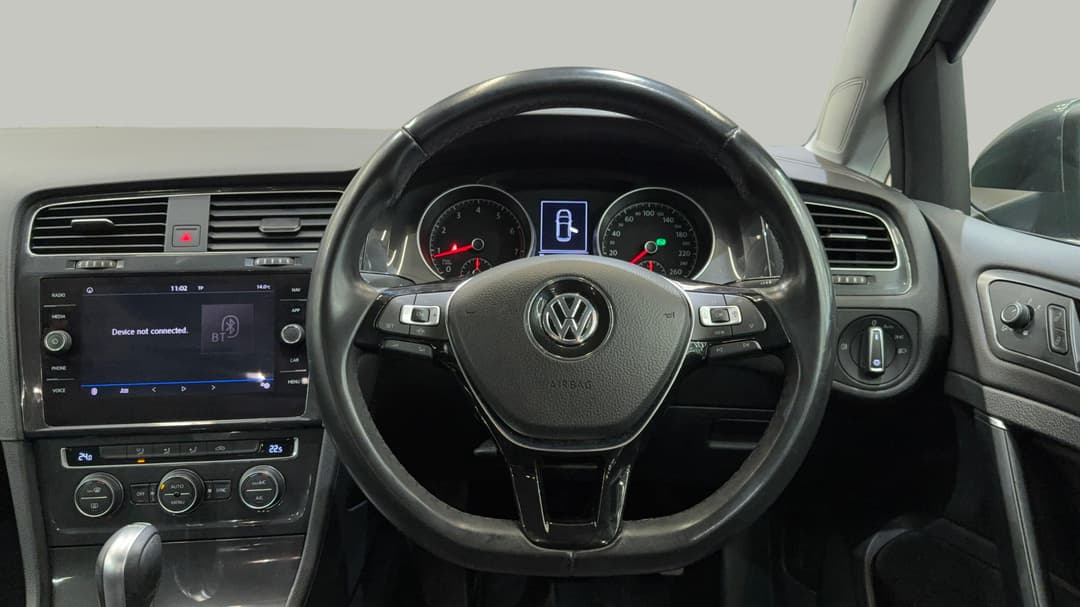 2019 Volkswagen Golf 110 Tsi Comfortline, Automatic, 73536 km, Steering Wheel Close-up