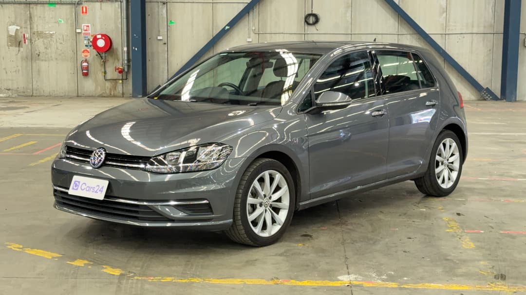 2019 Volkswagen Golf 110 Tsi Comfortline, Automatic, 73536 km, Left Front Diagonal (45- Degree) View