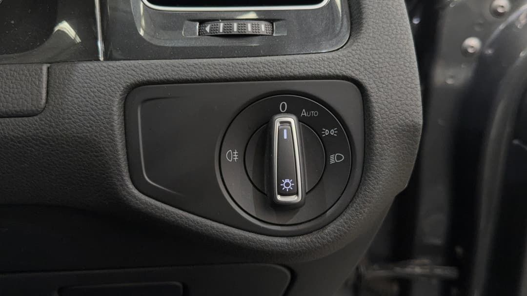 2019 Volkswagen Golf 110 Tsi Comfortline, Automatic, 73536 km, Utility Switches/Buttons