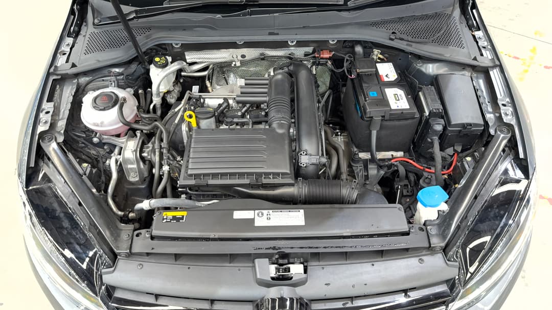 2019 Volkswagen Golf 110 Tsi Comfortline, Automatic, 73536 km, Open Bonnet (Engine)