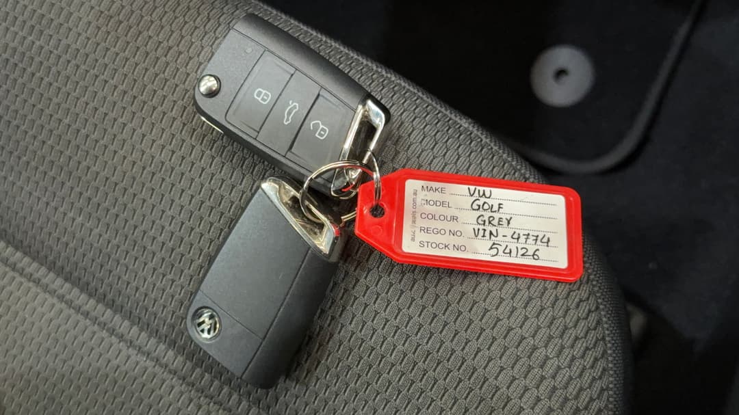 2019 Volkswagen Golf 110 Tsi Comfortline, Automatic, 73536 km, Key Close-up