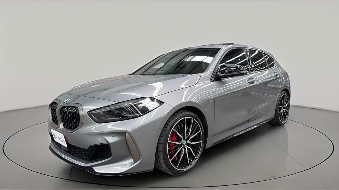 2022 BMW 1 M135i xDrive, Automatic, 45833 km, Left Front Diagonal (45- Degree) View