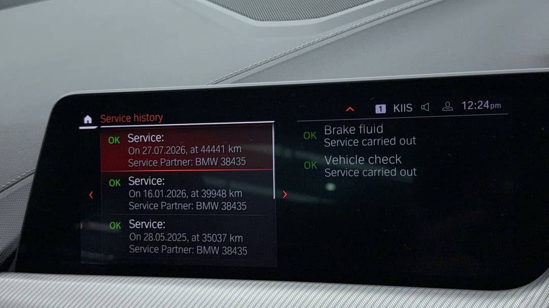 2022 BMW 1 M135i xDrive, Automatic, 45833 km, Service History