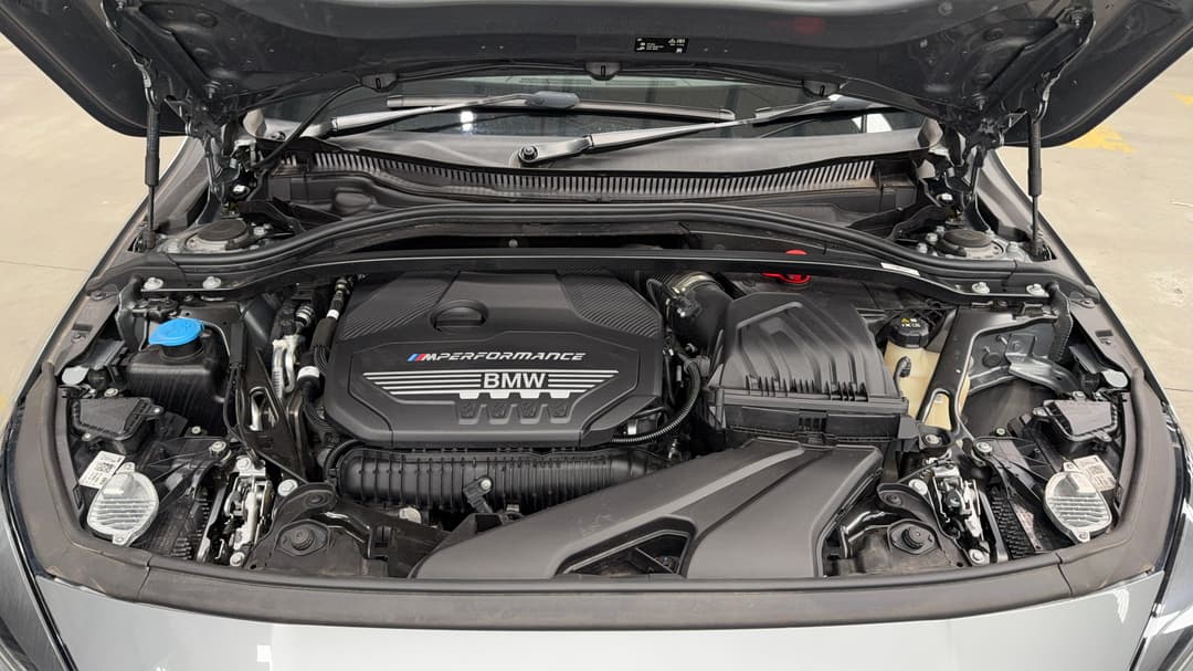 2022 BMW 1 M135i xDrive, Automatic, 45833 km, Open Bonnet (Engine)