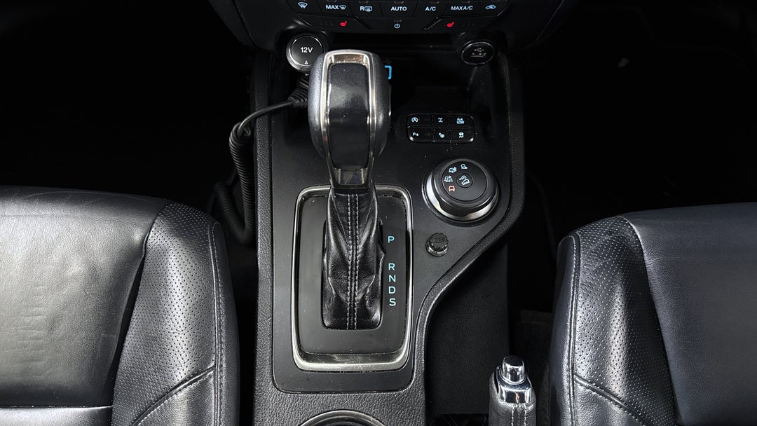 2019 Ford Everest Titanium (4WD 7 Seat), Automatic, 110075 km, Gear Lever 