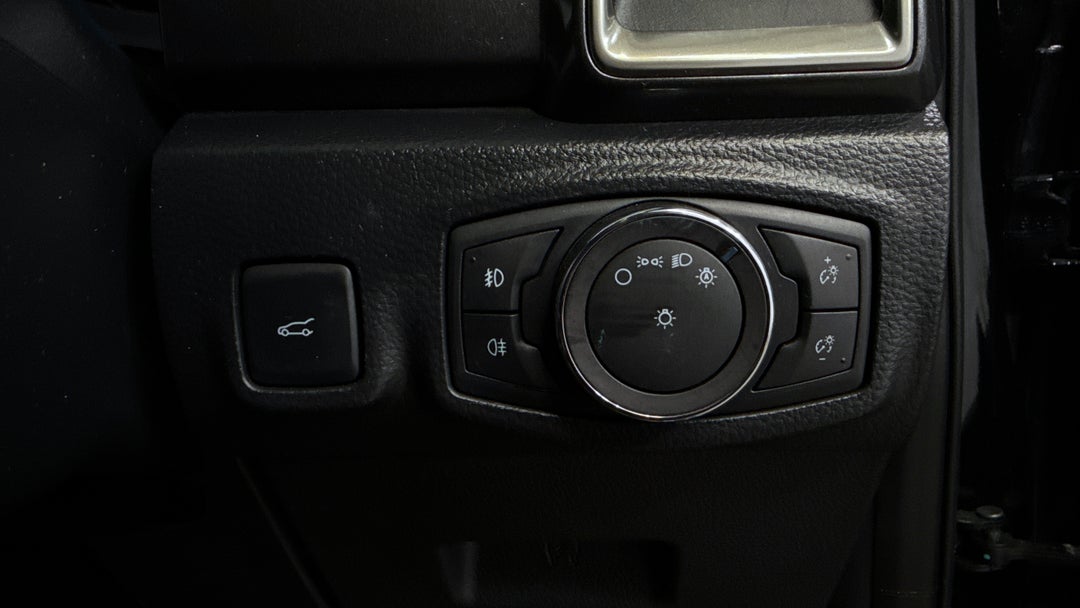 2019 Ford Everest Titanium (4WD 7 Seat), Automatic, 110075 km, Utility Switches/Buttons