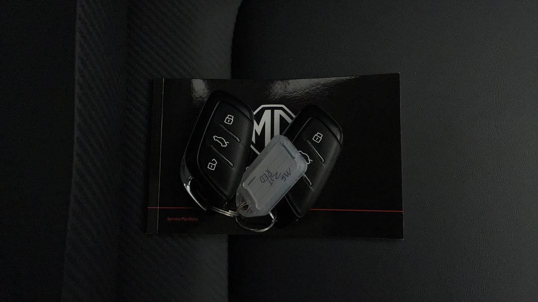 2023 MG Zst Essence, Automatic, 3424 km, Key Close-up