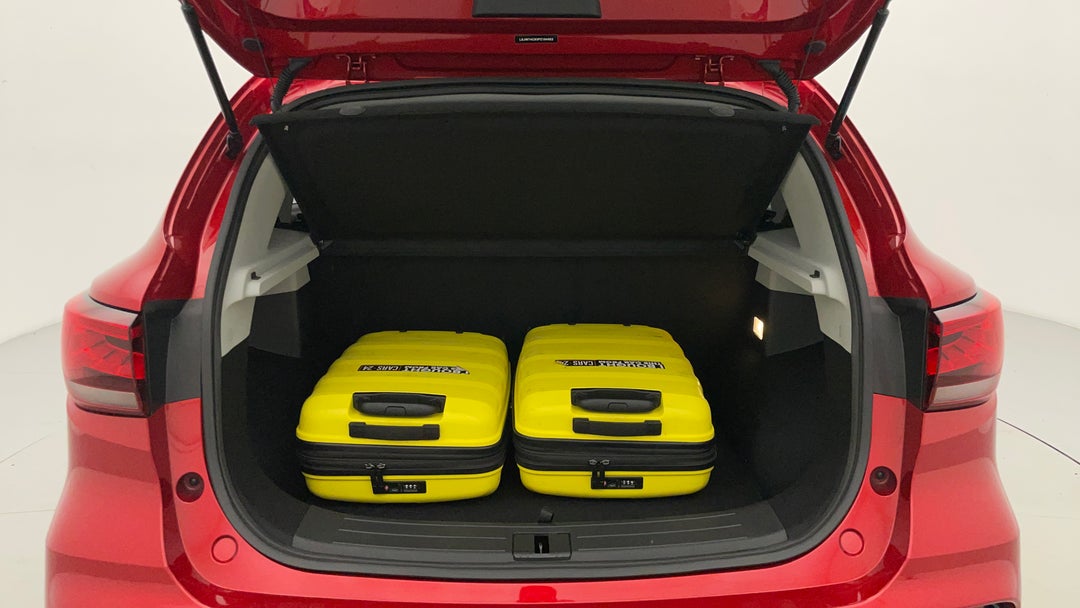 2023 MG Zst Essence, Automatic, 3424 km, Boot Inside View with Luggage