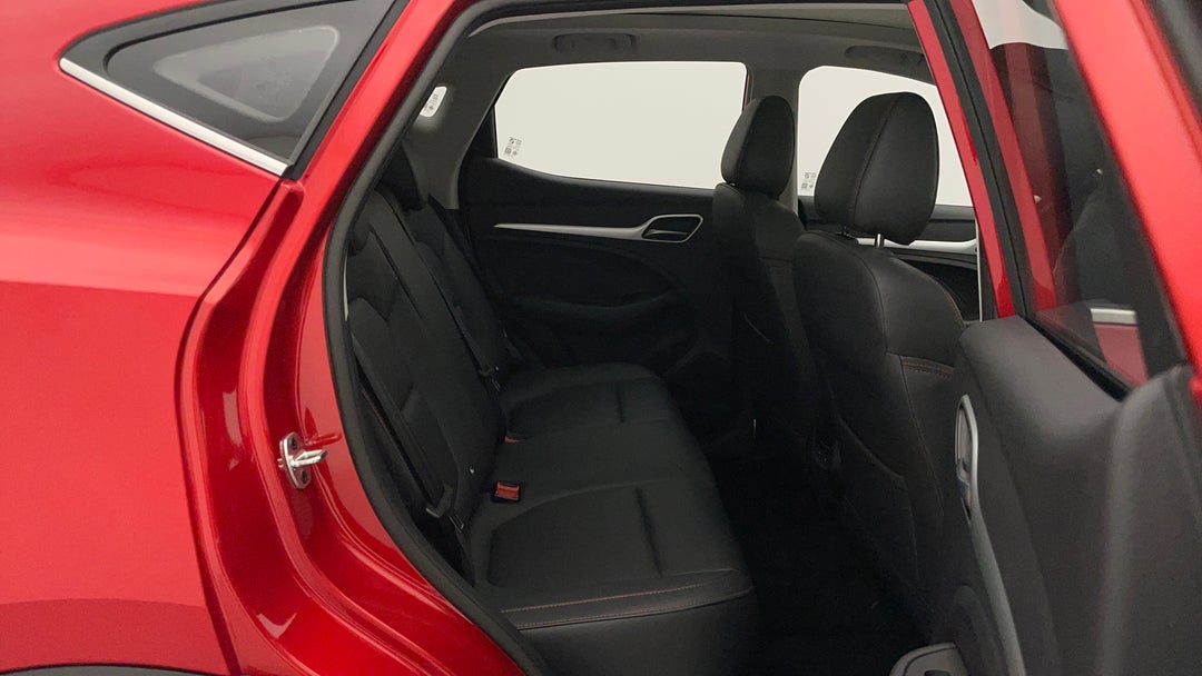 2023 MG Zst Essence, Automatic, 3424 km, Right Side Rear Door Cabin View