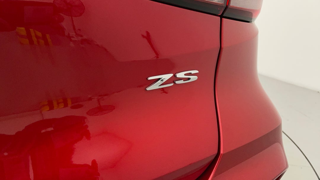 2023 MG Zst Essence, Automatic, 3424 km, Badge (Boot Right Side)