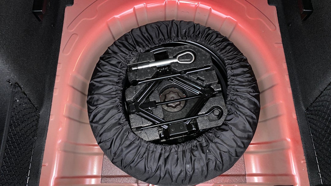 2023 MG Zst Essence, Automatic, 3424 km, Spare Wheel