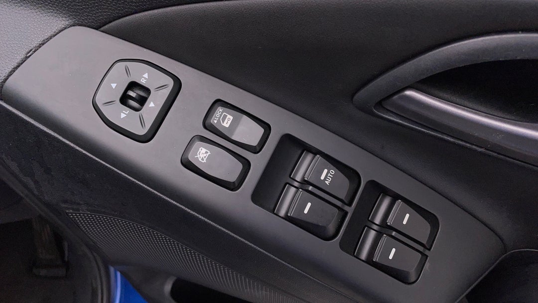 Drivers Side Door Panel Controls