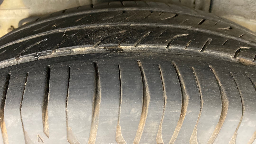 Right Rear Tyre Tread