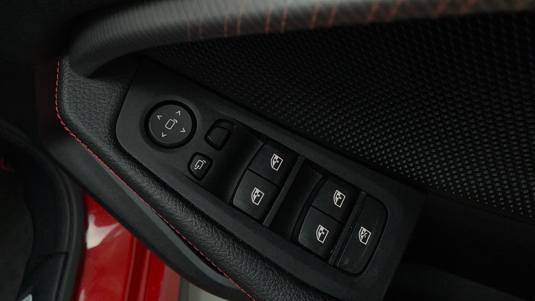 2021 BMW 1 28ti, Automatic, 45411 km, Drivers Side Door Panel Controls