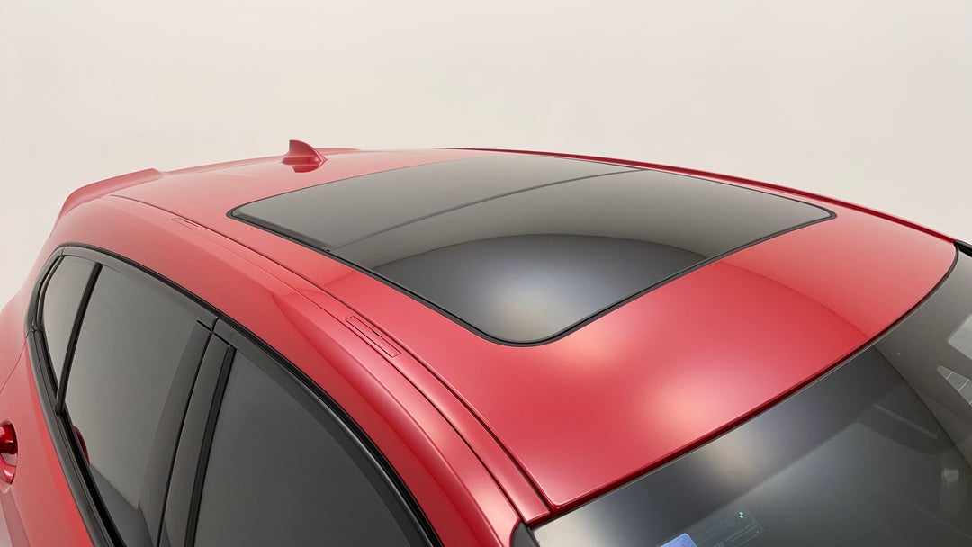 2021 BMW 1 28ti, Automatic, 45411 km, Roof/Sunroof View