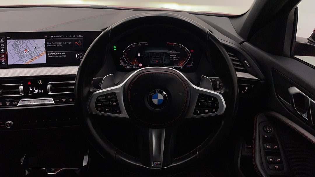 2021 BMW 1 28ti, Automatic, 45411 km, Steering Wheel Close-up