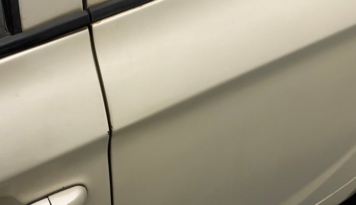 2011 Hyundai i20 SPORTZ (O) 1.2, Petrol, Manual, 38,276 km, Rear left door - Slight discoloration