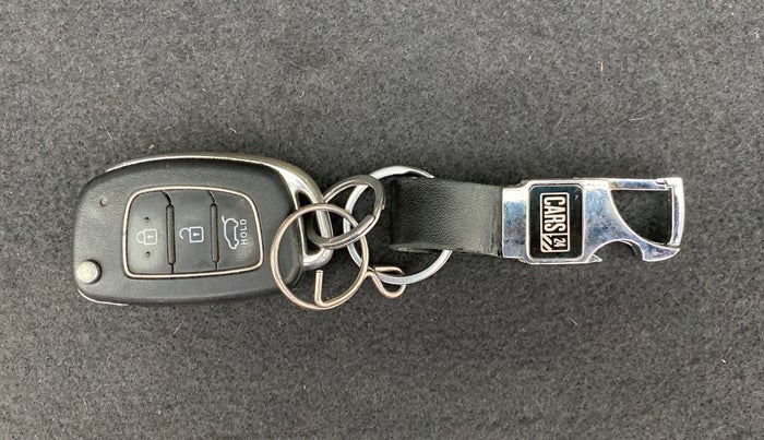 2018 Hyundai Elite i20 ASTA 1.2, Petrol, Manual, 65,895 km, Key Close Up
