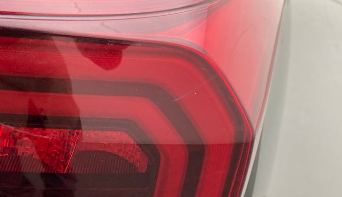 2022 Honda Amaze 1.2L I-VTEC VX, Petrol, Manual, 43,216 km, Right tail light - Minor scratches