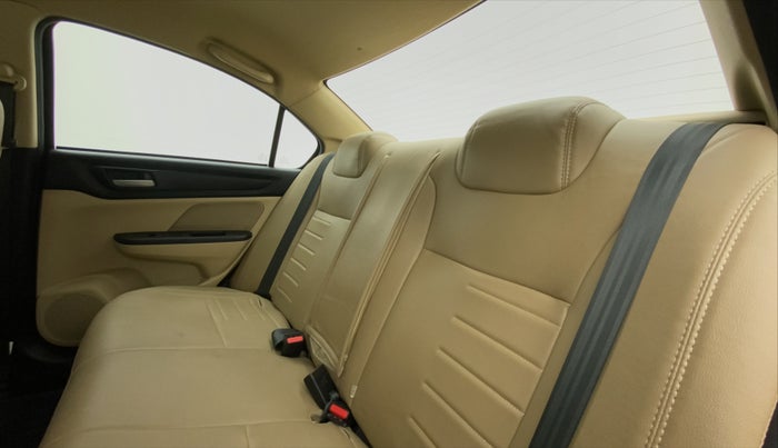 2022 Honda Amaze 1.2L I-VTEC VX, Petrol, Manual, 43,216 km, Right Side Rear Door Cabin