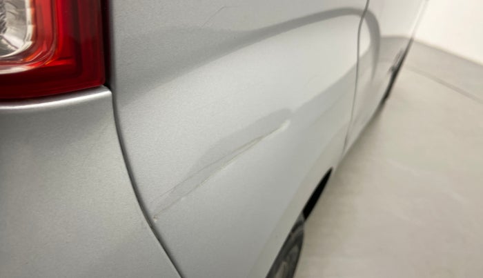 2019 Hyundai NEW SANTRO MAGNA, Petrol, Manual, 25,994 km, Right quarter panel - Minor scratches