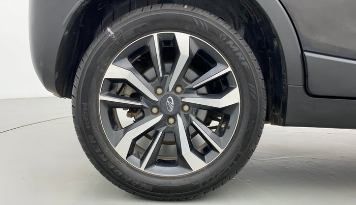 2020 Mahindra XUV300 W8(O), Diesel, Manual, 51,326 km, Right Rear Wheel