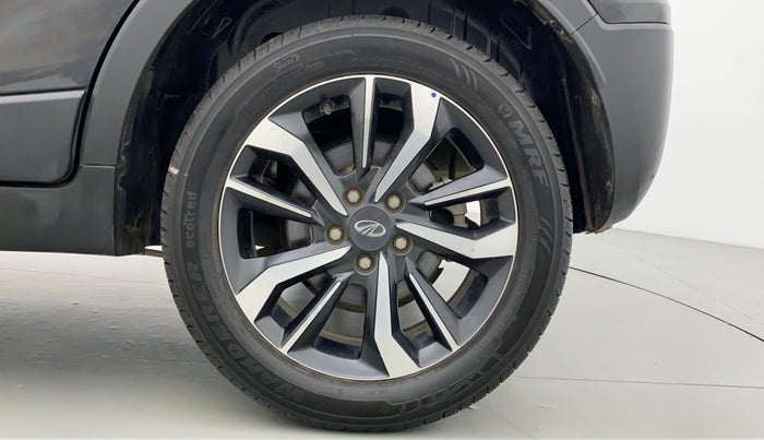 2020 Mahindra XUV300 W8(O), Diesel, Manual, 51,326 km, Left Rear Wheel