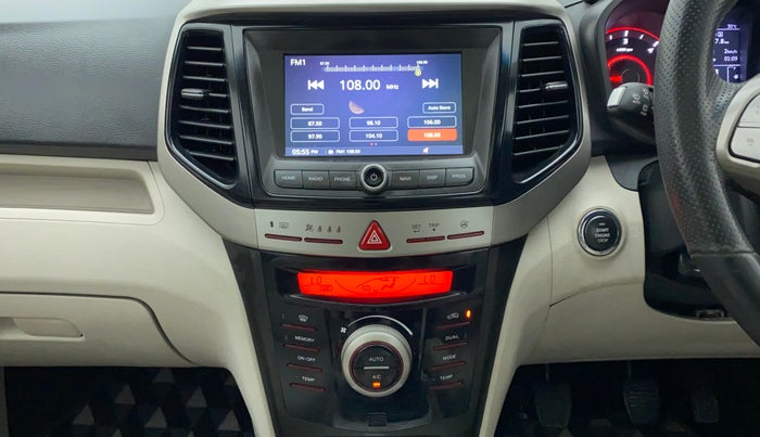 2020 Mahindra XUV300 W8(O), Diesel, Manual, 51,326 km, Air Conditioner