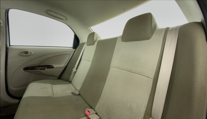 2014 Toyota Etios G, Petrol, Manual, 38,687 km, Right Side Rear Door Cabin