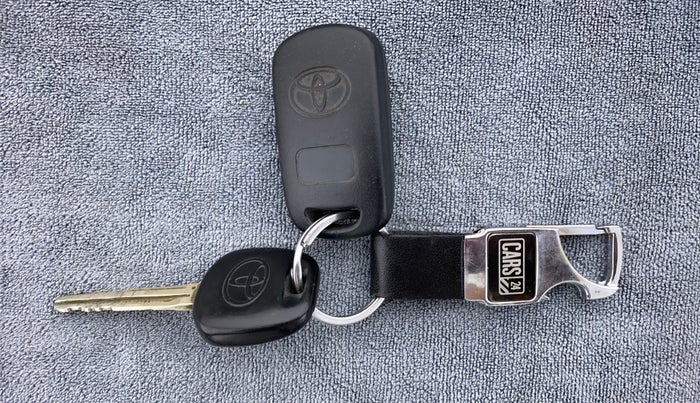 2014 Toyota Etios G, Petrol, Manual, 38,687 km, Key Close Up