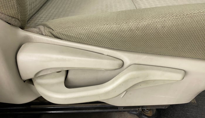 2014 Toyota Etios G, Petrol, Manual, 38,687 km, Driver Side Adjustment Panel