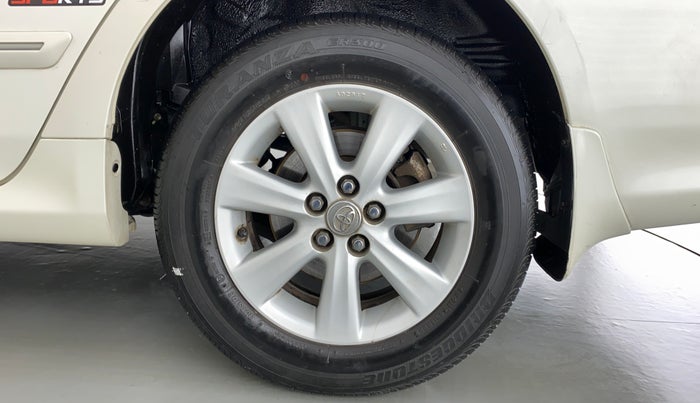 2013 Toyota Corolla Altis G, Petrol, Manual, 24,213 km, Left Rear Wheel