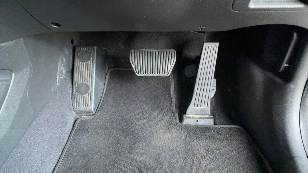 Pedals and Footmat